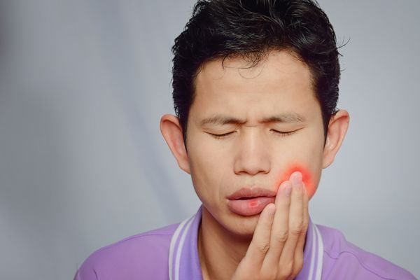 Mouth Ulcers Treatment - Dr Sanjay Teza ENT Specialist Doctor & Surgeon in Varanasi